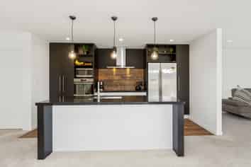 12 Westhill Lane, Papamoa