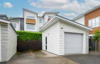 40 Buckley Avenue, Hobsonville