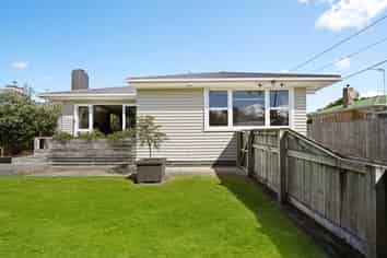 16 Minifie Avenue, Melville