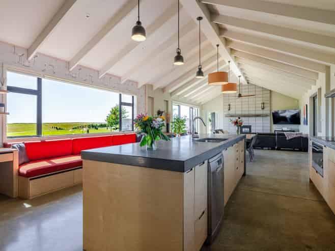 151 Mount Stewart Halcombe Road, Sanson