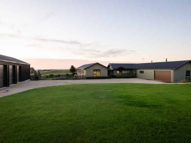 151 Mount Stewart Halcombe Road, Sanson