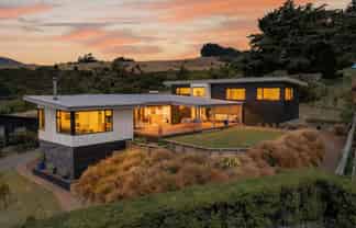 106 Bayview Road, Charteris Bay