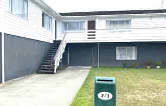 2/1 Proctor Lane, Tawa