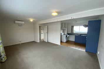 2/1 Proctor Lane, Tawa