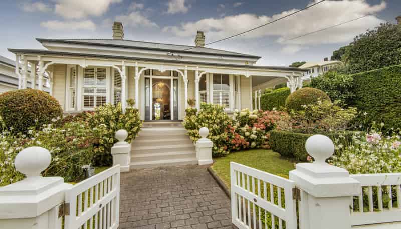 15 Jubilee Avenue, Devonport
