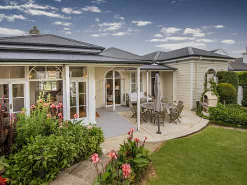 15 Jubilee Avenue, Devonport