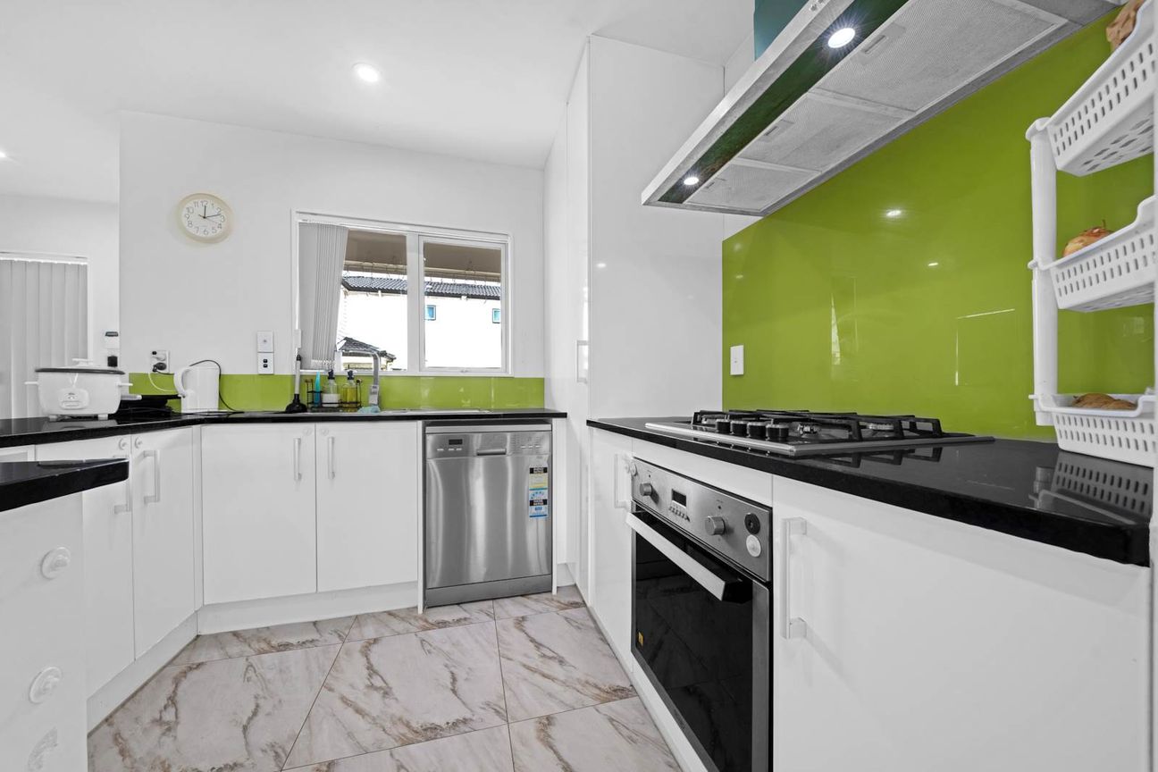 House in Ōtara-Papatoetoe, Manukau - View 3