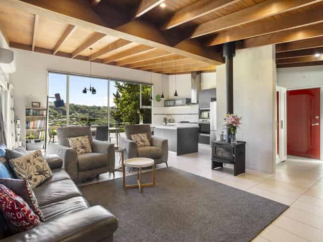 52 Ryehill Street, Calton Hill