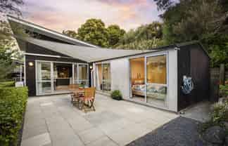 52 Ryehill Street, Calton Hill