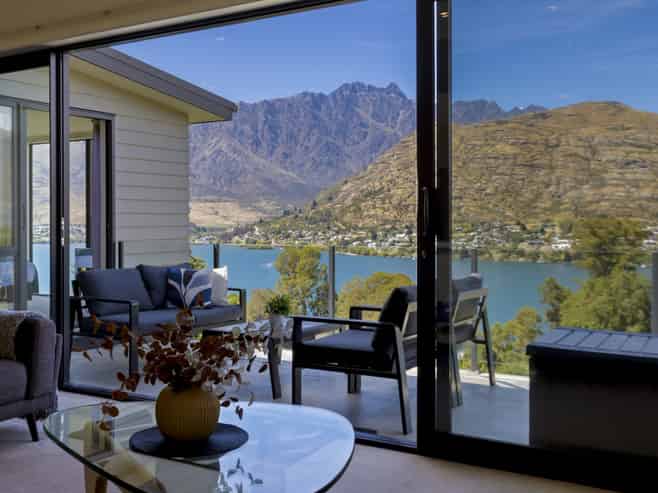 8 Goldrush Way, Queenstown