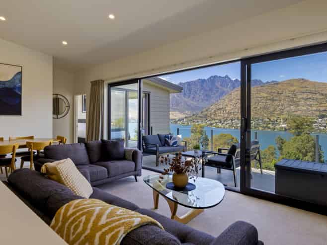 8 Goldrush Way, Queenstown