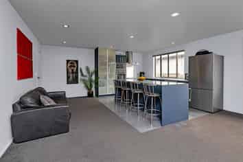 12 Haronui Street, Kensington