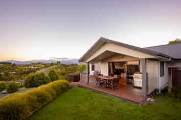 131 Ridgeview Road, Redwood Valley