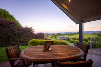 131 Ridgeview Road, Redwood Valley