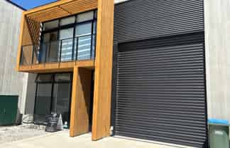 Industrial Showroom and Warehouse 