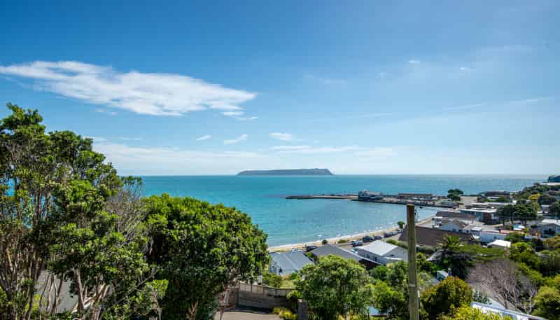 146 Motuhara Road, Plimmerton