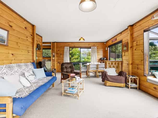 2/10 Pikikotuku Place, Kuratau