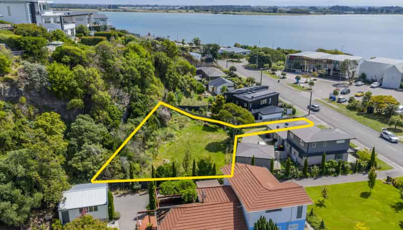 22 McCormacks Bay Road, Mount Pleasant