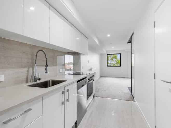 202/8 Gray Avenue, Mangere East