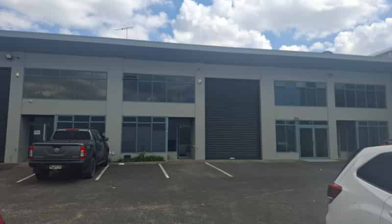 4/15 Paramount Drive, Henderson