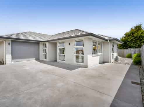 33A Upjohn Street, Brooklands