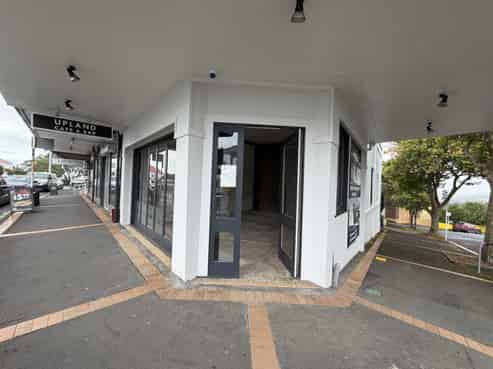 High-Exposure Retail with Outdoor Dining