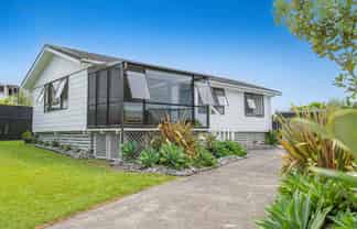 7 Kauri Crescent, Snells Beach
