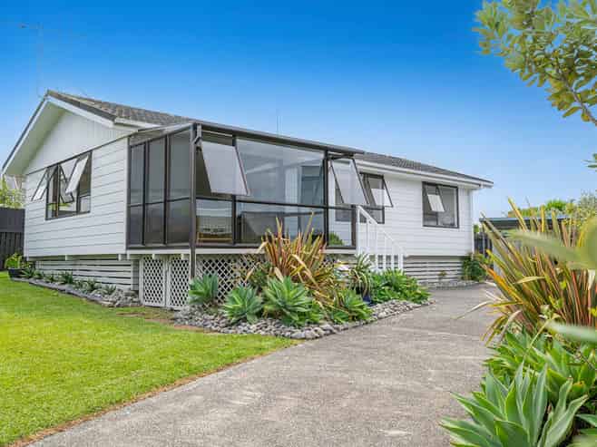 7 Kauri Crescent, Snells Beach