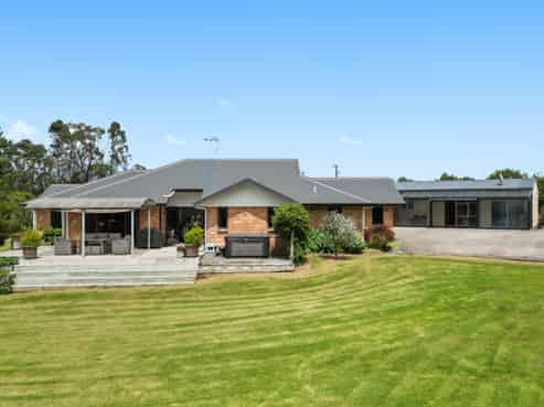 104 Bell Road, Whatawhata