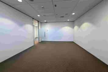 Modern 207m² Office Space Now Available!