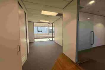 Modern 207m² Office Space Now Available!