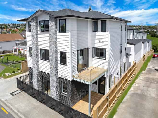 3 & 5/72 Wolverton Street, Avondale