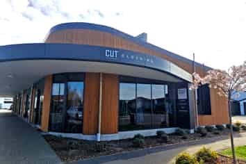 Commanding Front Retail Unit