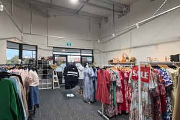 Commanding Front Retail Unit