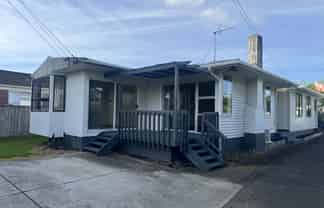 56 Tennessee Avenue, Mangere