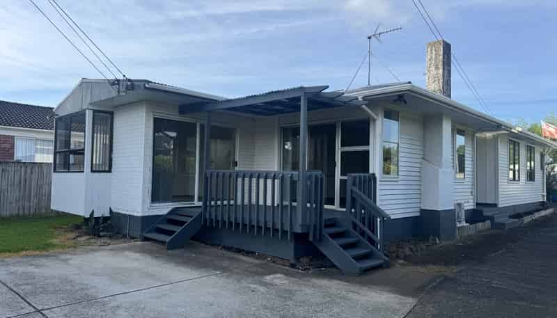 56 Tennessee Avenue, Mangere