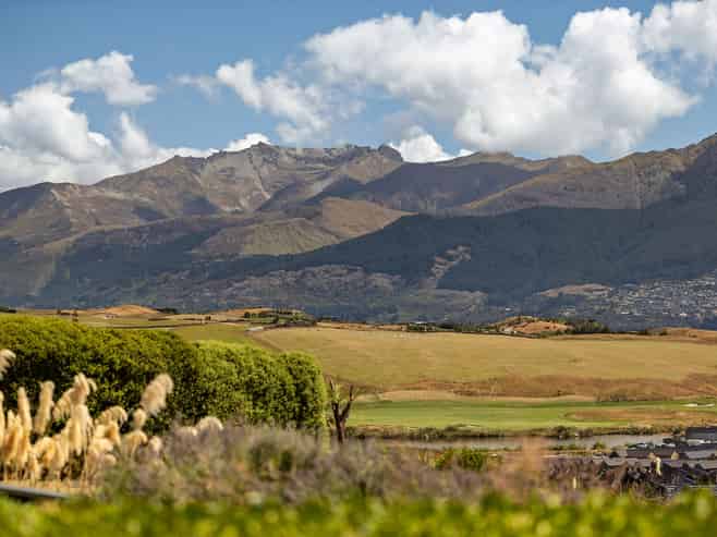 3 Caithness Court, Jacks Point