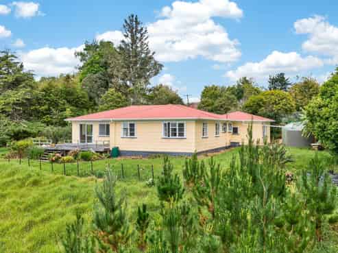 196 Bull Road, Waiotira