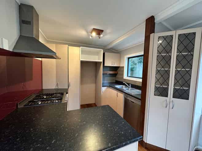 6A Nielsen Place, Massey