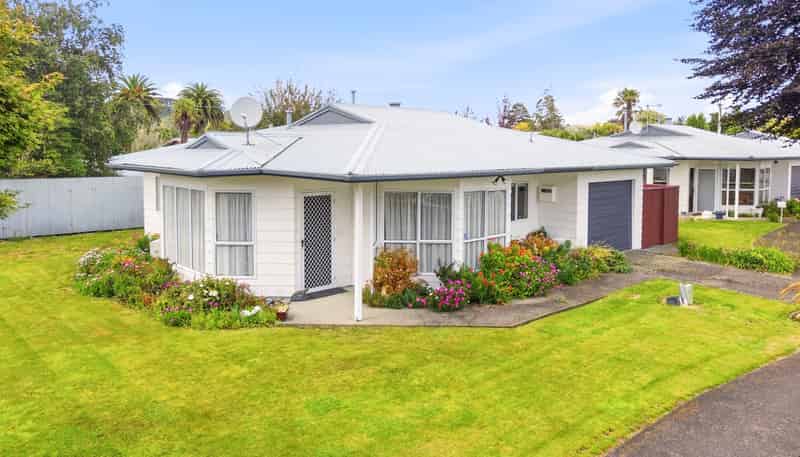 8 Hughes Court, Pahiatua