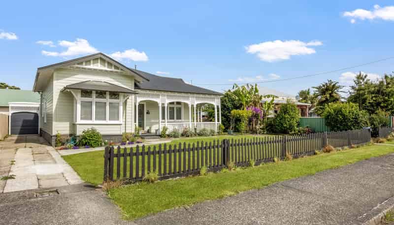 62 Romilly Street, Westport