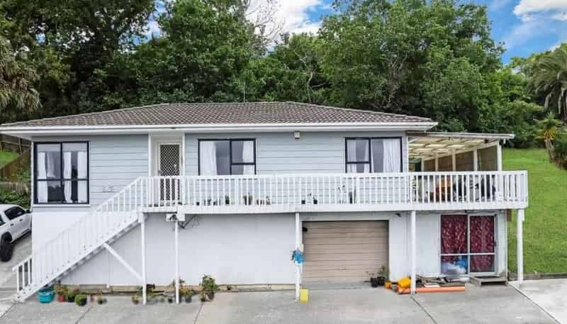 16 Beaufort Place, Papatoetoe