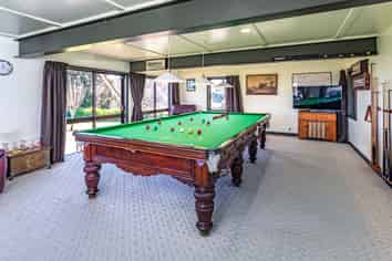 22 Shakespeare Road, Bastia Hill