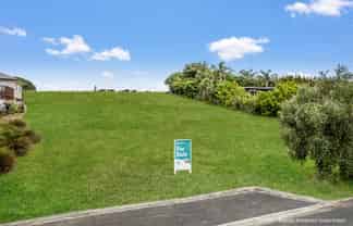 19 Omana Avenue, Helensville