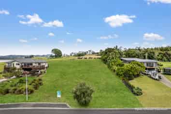 19 Omana Avenue, Helensville