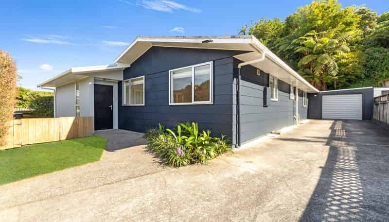 9 Ambury Place, Merrilands