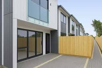 43 Savoy Road, Glen Eden