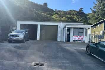 Self Contained Workshop 