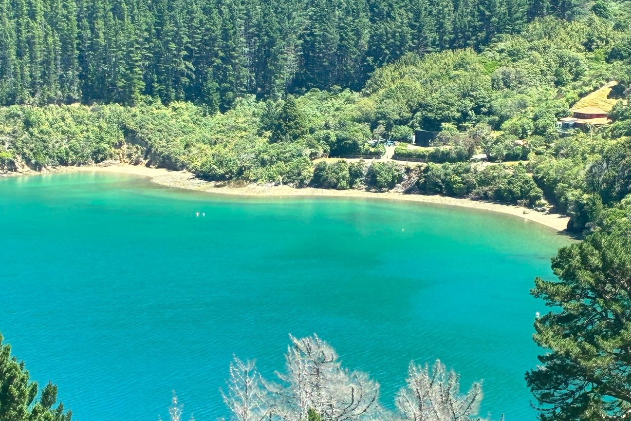 Prime Coastal Section - Sun, Views & Easy Access - Vista 6