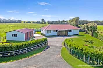 957 Pukearuhe Road, Urenui